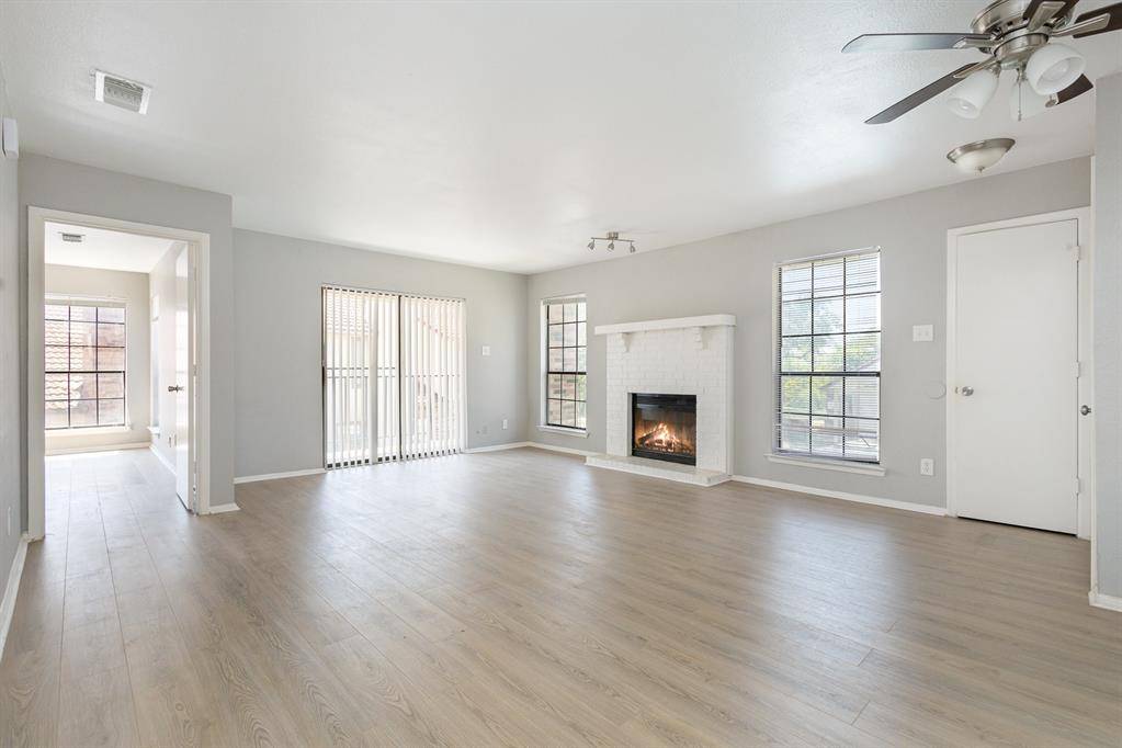 932 Turtle Cove #256, Irving, TX 75060