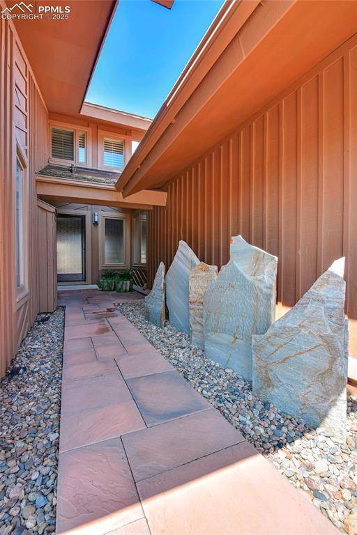 Colorado Springs, CO 80904,1008 Hill CIR