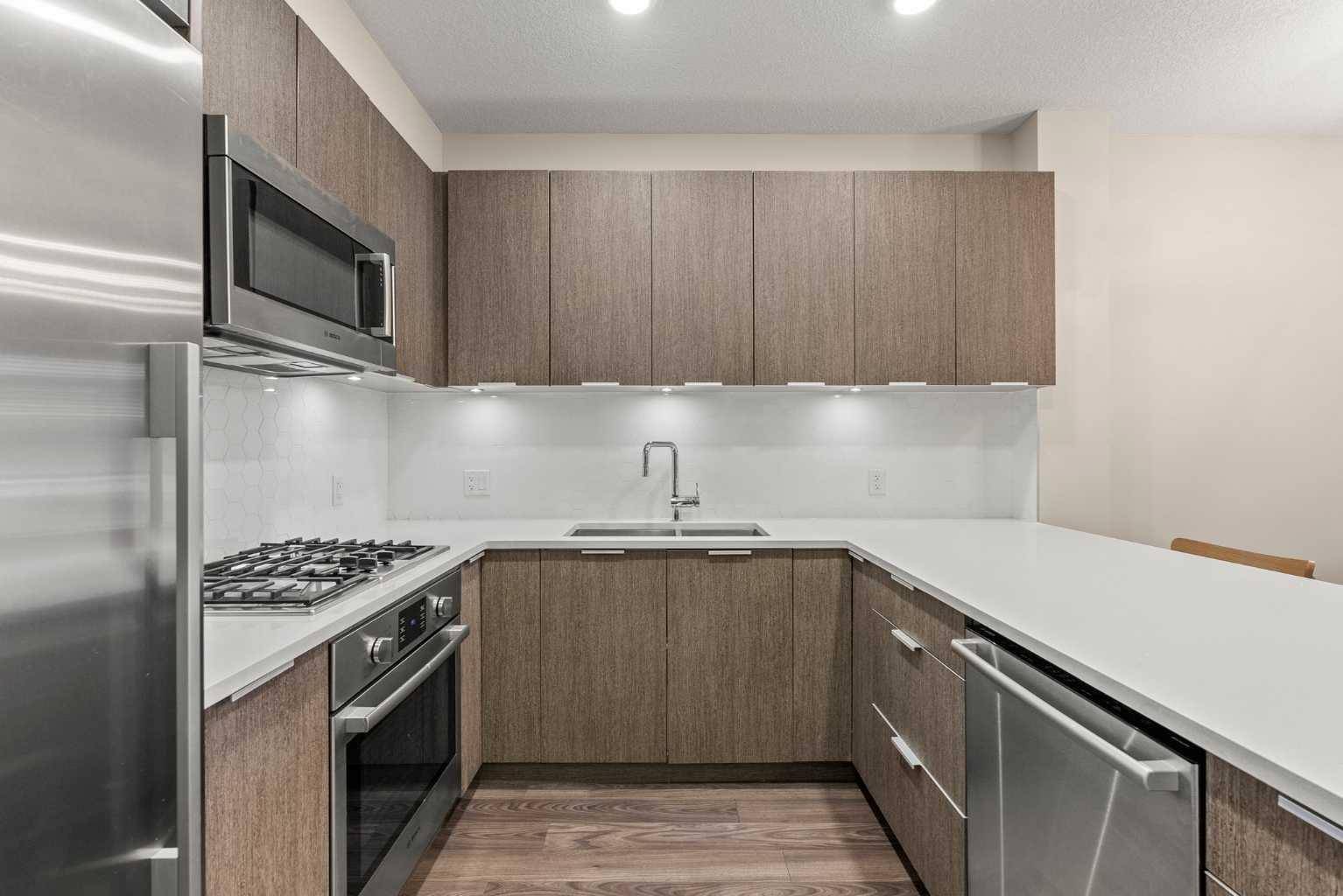 Calgary, AB T2N0R5,823 5 AVE Northwest #225