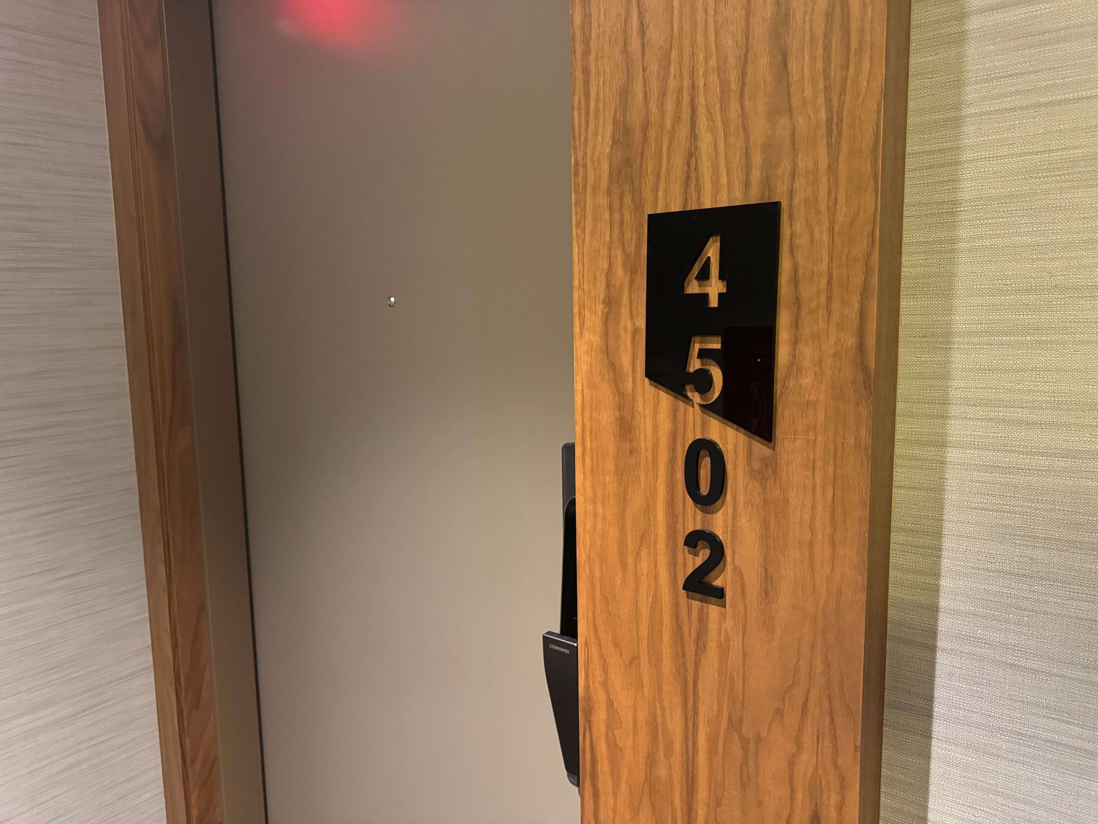 10 York ST #4502, Toronto C01, ON M5J 2Z2