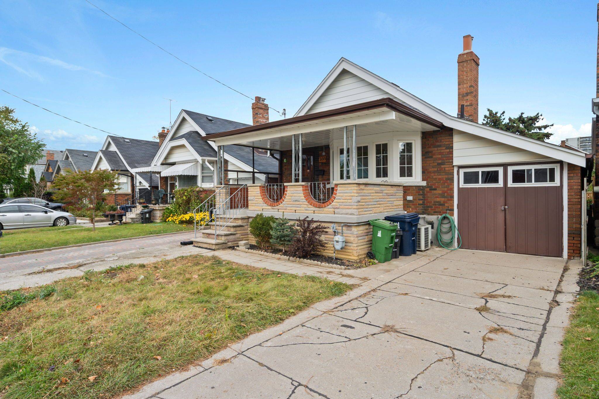 Toronto E03, ON M4J 2H6,266 Westwood AVE