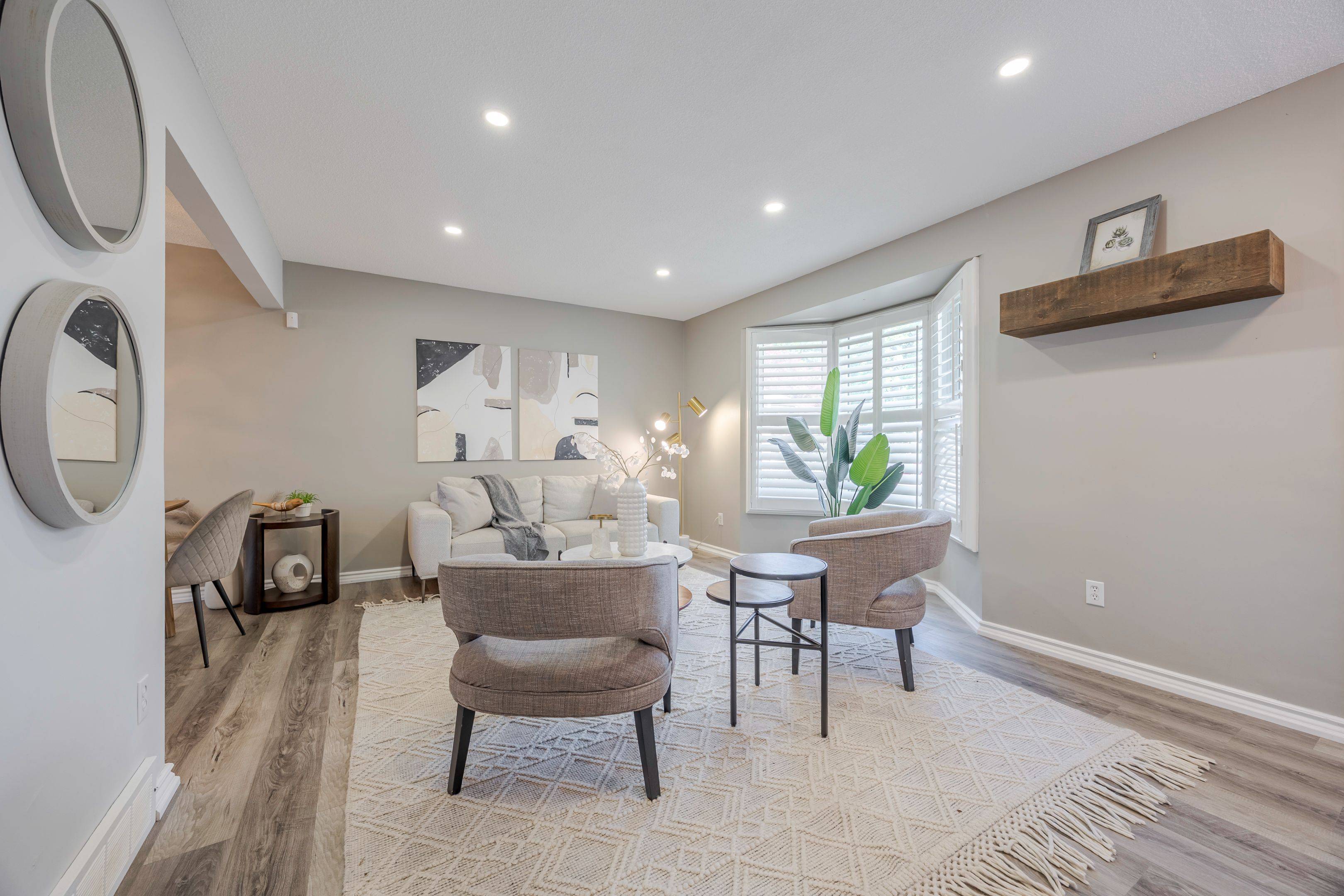 St. Catharines, ON L2N 6Y6,25 Greenmeadow CT