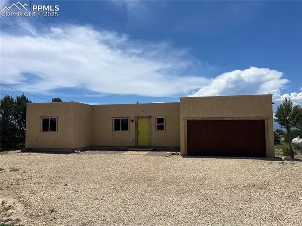 44 3rd ST, Penrose, CO 81240