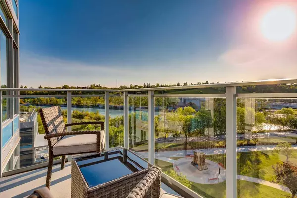 118 Waterfront CT Southwest #603, Calgary, AB T2P1K8