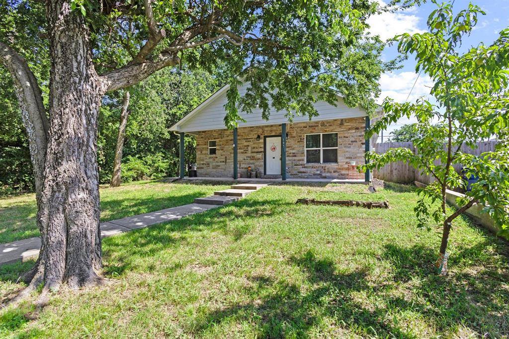 Pottsboro, TX 75076,105 William Street