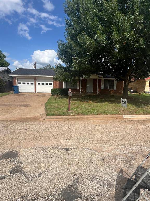 704 Renee Street, Breckenridge, TX 76424