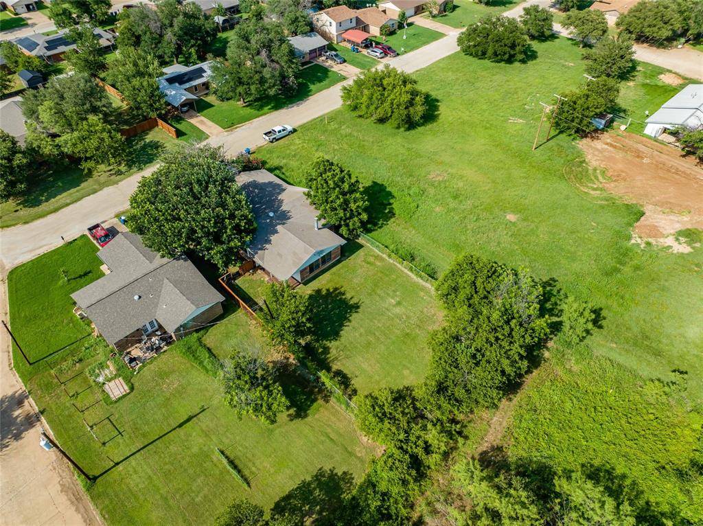Breckenridge, TX 76424,1315 Hunters Glen Street