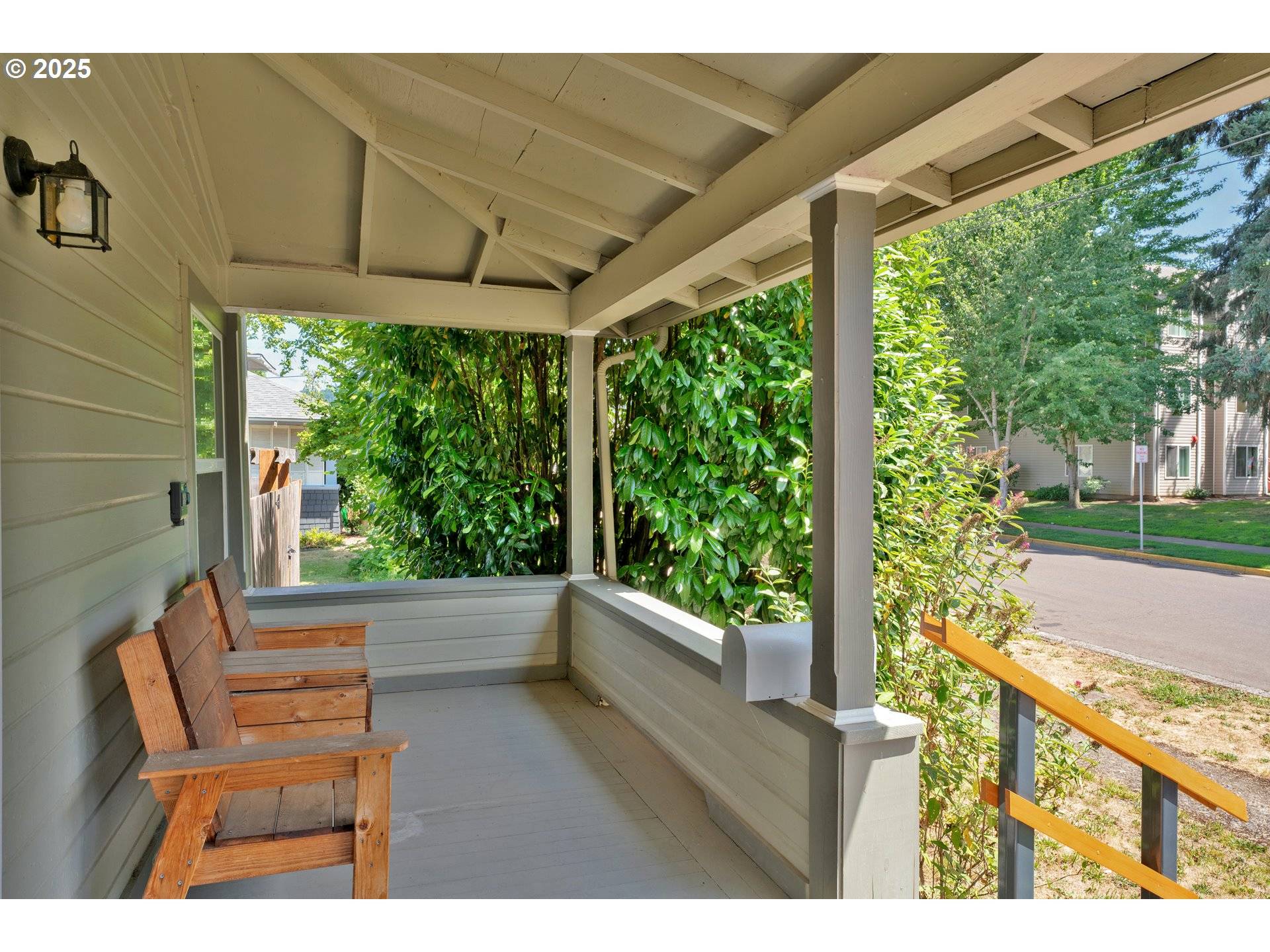 Lebanon, OR 97355,157 E ELMORE ST