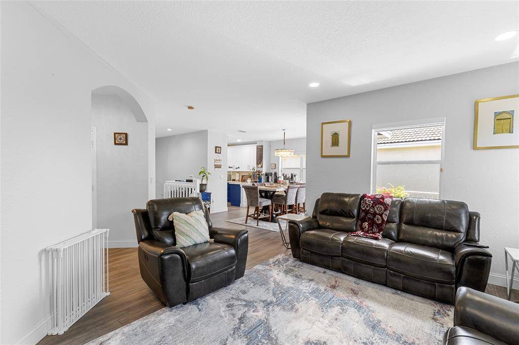 Pembroke Pines, FL 33024,1970 NW 74th Way