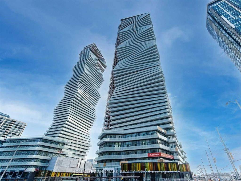 3900 Confederation Pkwy #5612, Mississauga, ON L5B 0M3