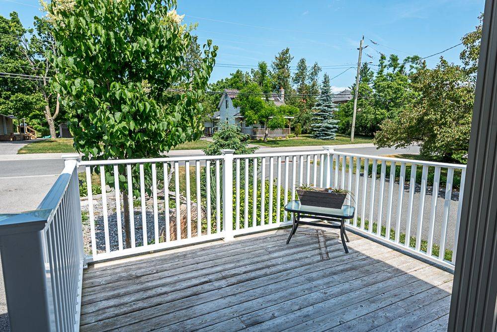 Kawartha Lakes, ON K0M 1A0,27 Helen ST