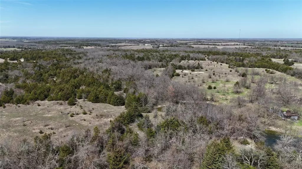 Windom, TX 75492,725 County Road 2997