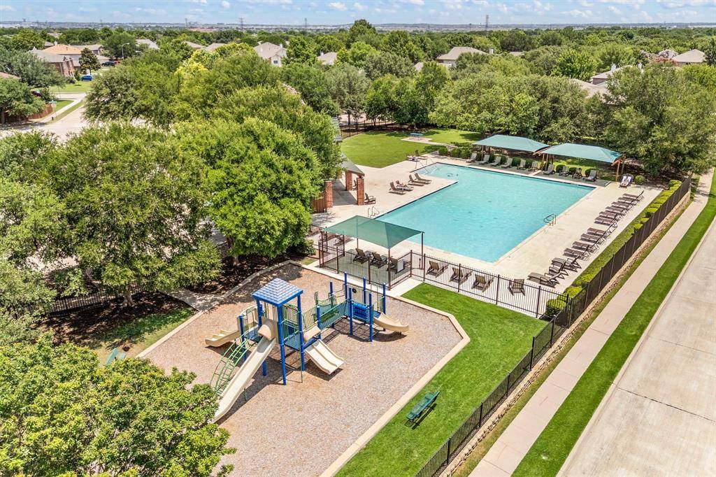 Saginaw, TX 76131,812 Meadowlark Drive