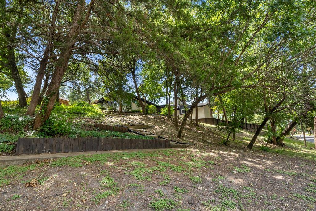 Dallas, TX 75233,2850 Whitewood Drive