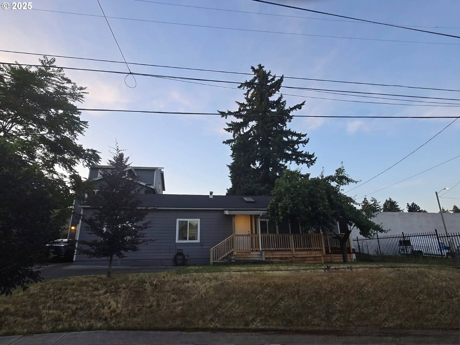 12037 SE MILL CT, Portland, OR 97216