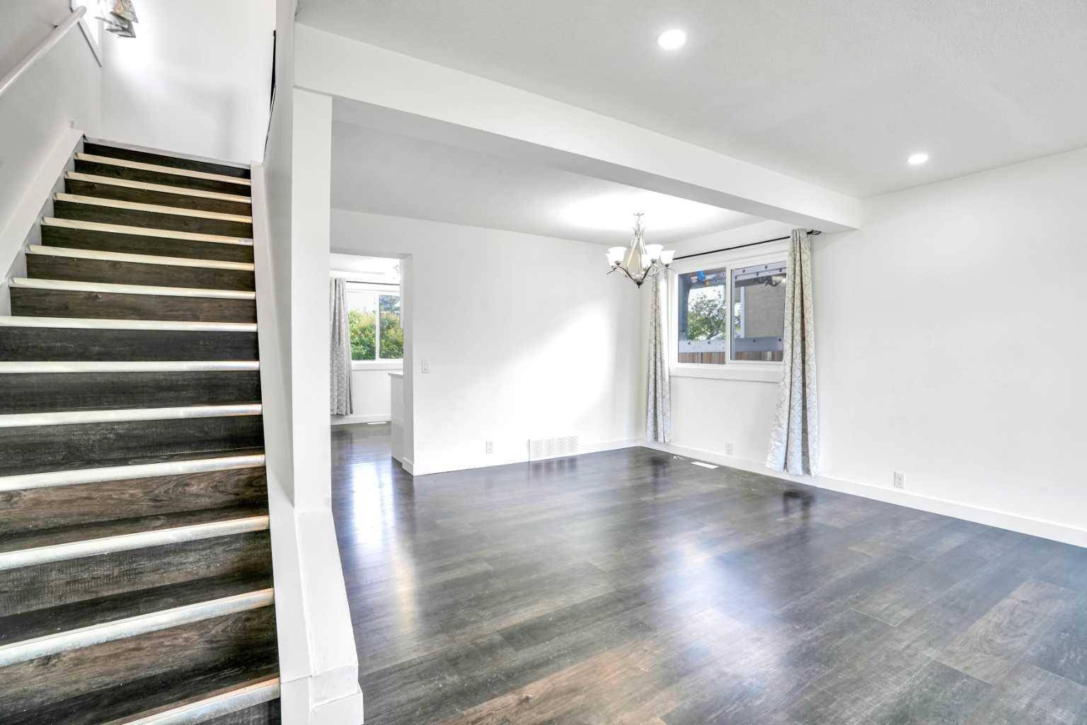 Calgary, AB t3j1t8,343 falshire DR Northeast