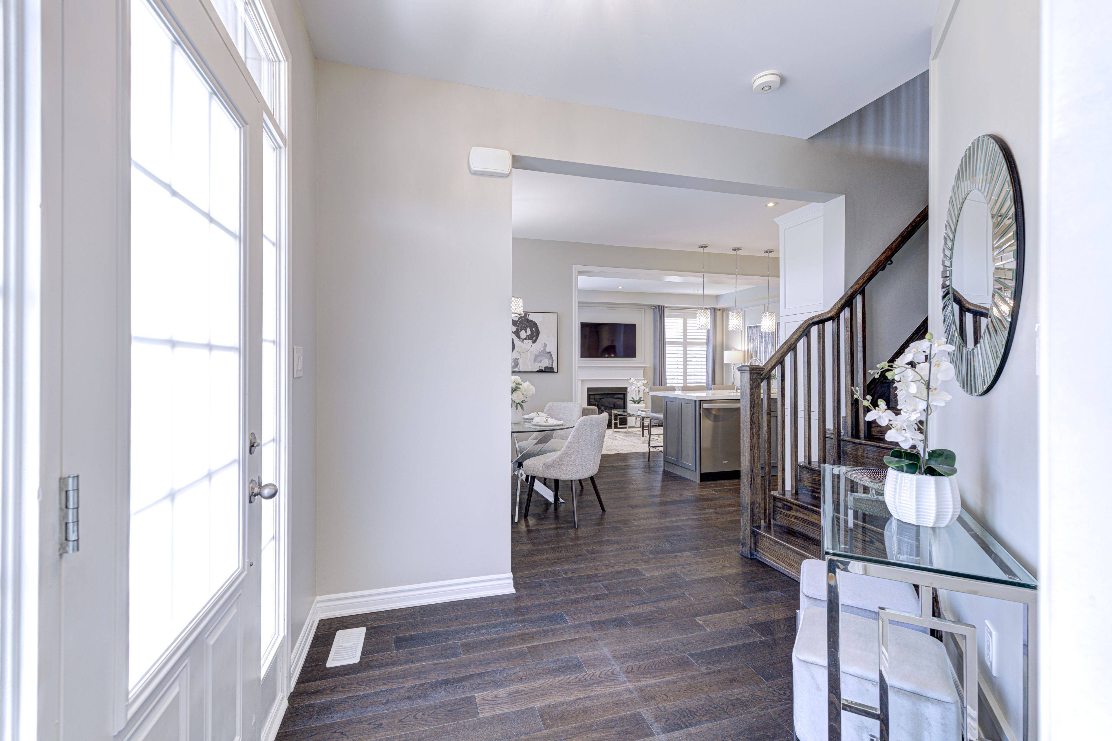 Milton, ON L9E 1K4,1393 Farmstead DR
