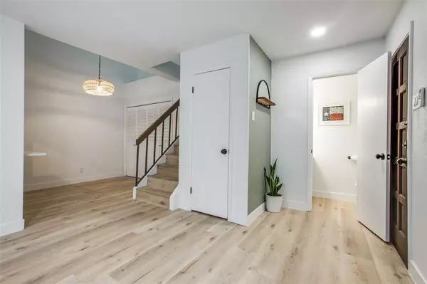 Richardson, TX 75080,336 Melrose Drive #8D