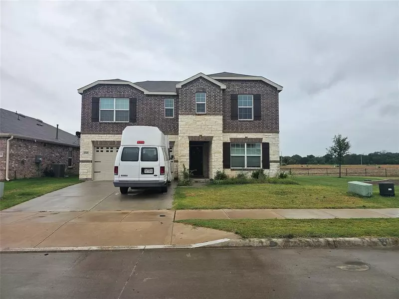 15925 Sullivan Creek Drive, Haslet, TX 76052