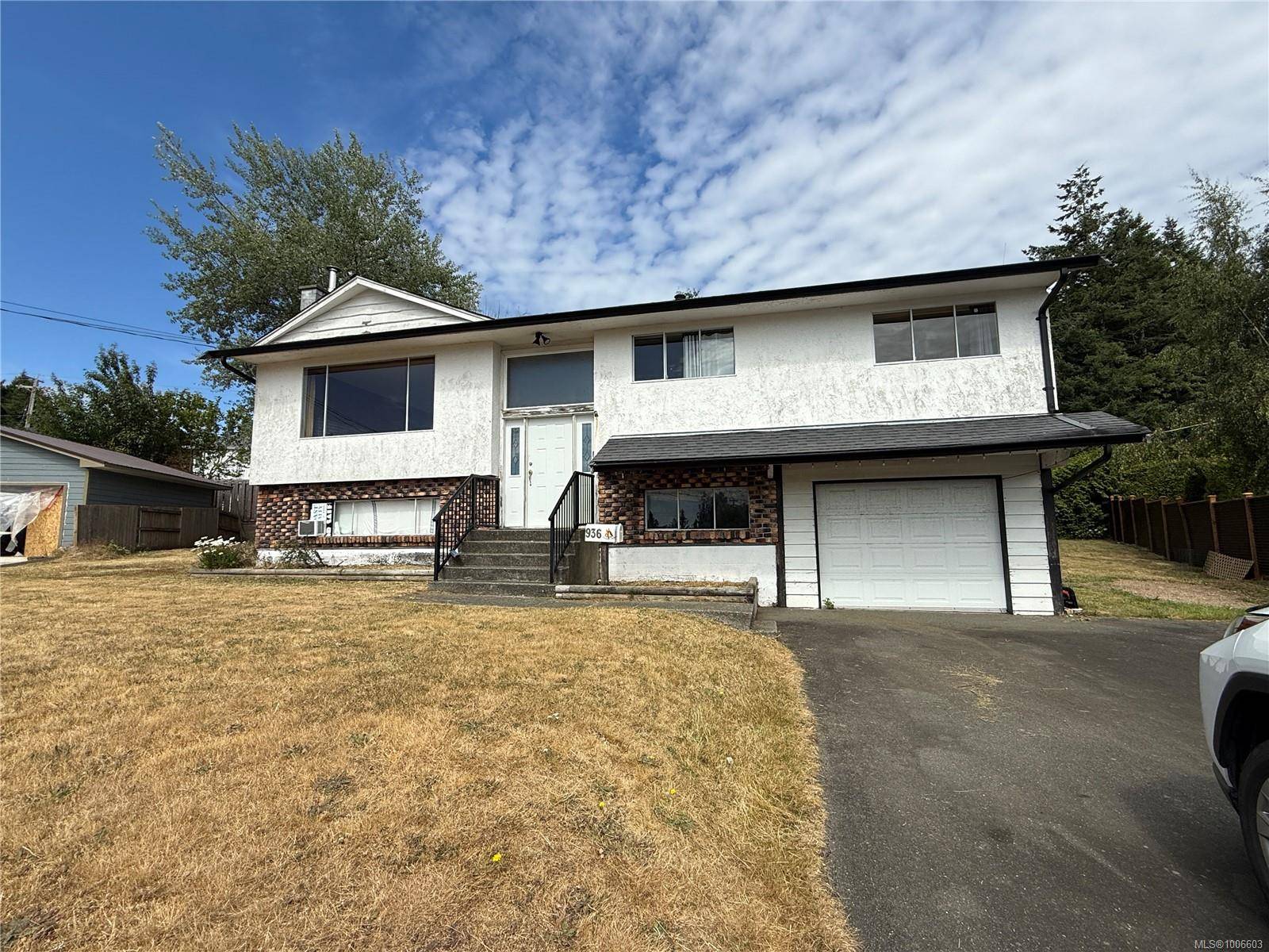 936 Galerno Rd, Campbell River, BC V9W 1J1