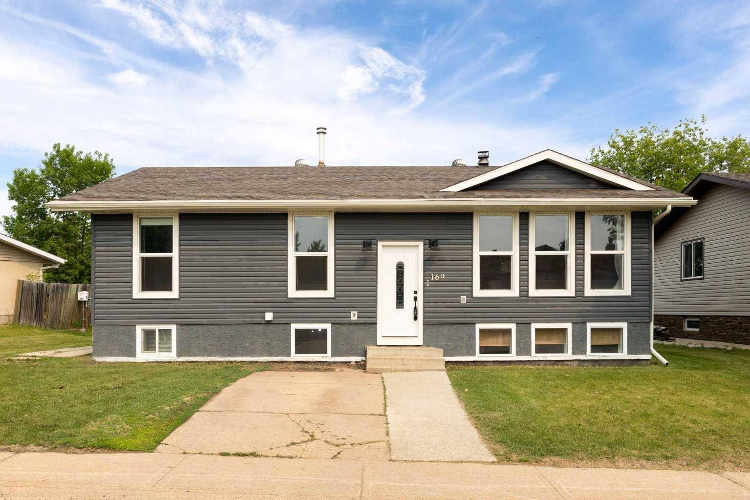 169 Beaufort CRES, Fort Mcmurray, AB T9H2T9
