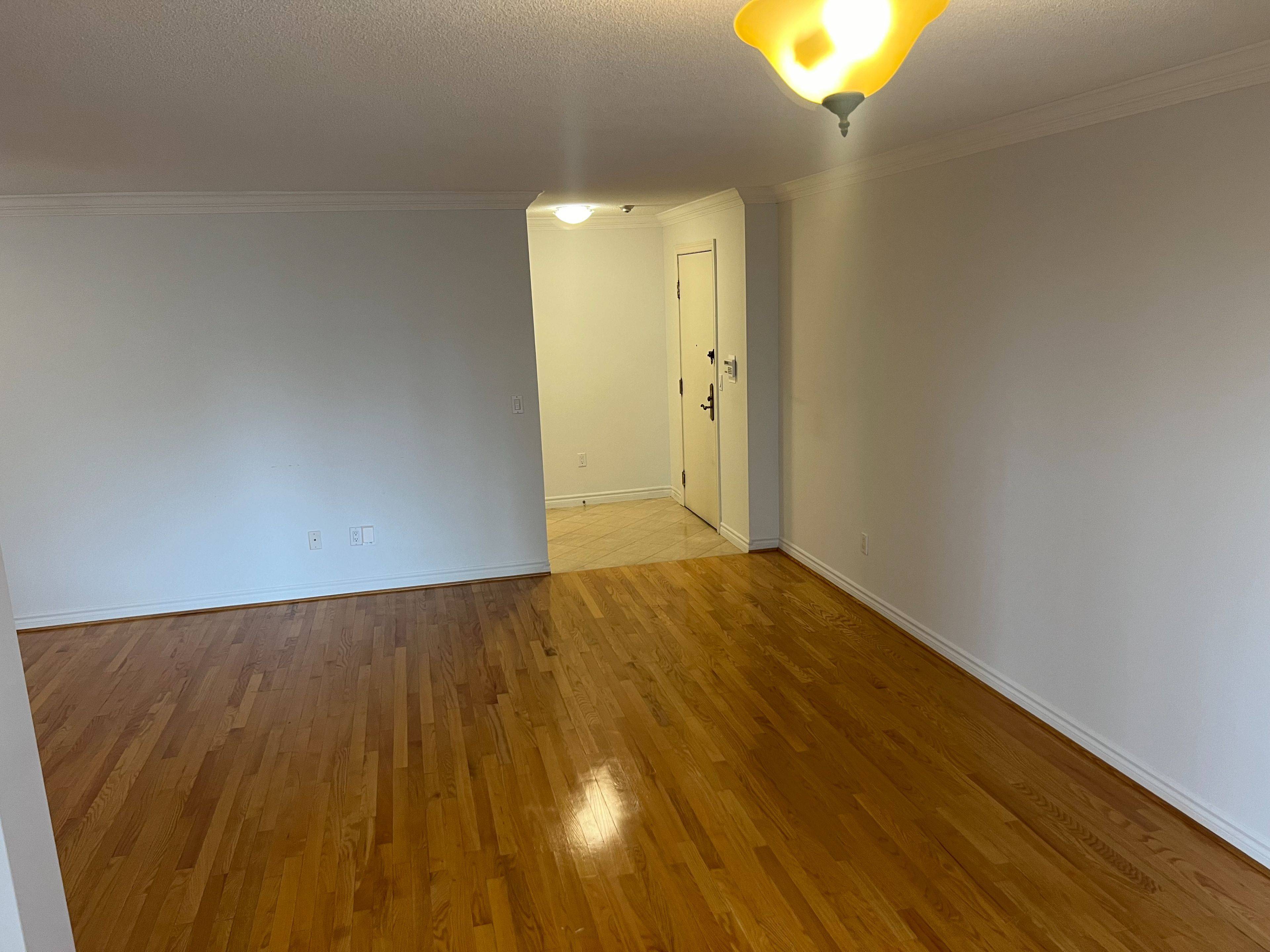 Toronto C14, ON M2N 6X5,18 Sommerset WAY #2116
