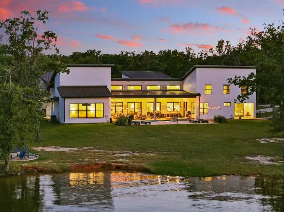 Malakoff, TX 75148,2752 Briarwood Harbor Road