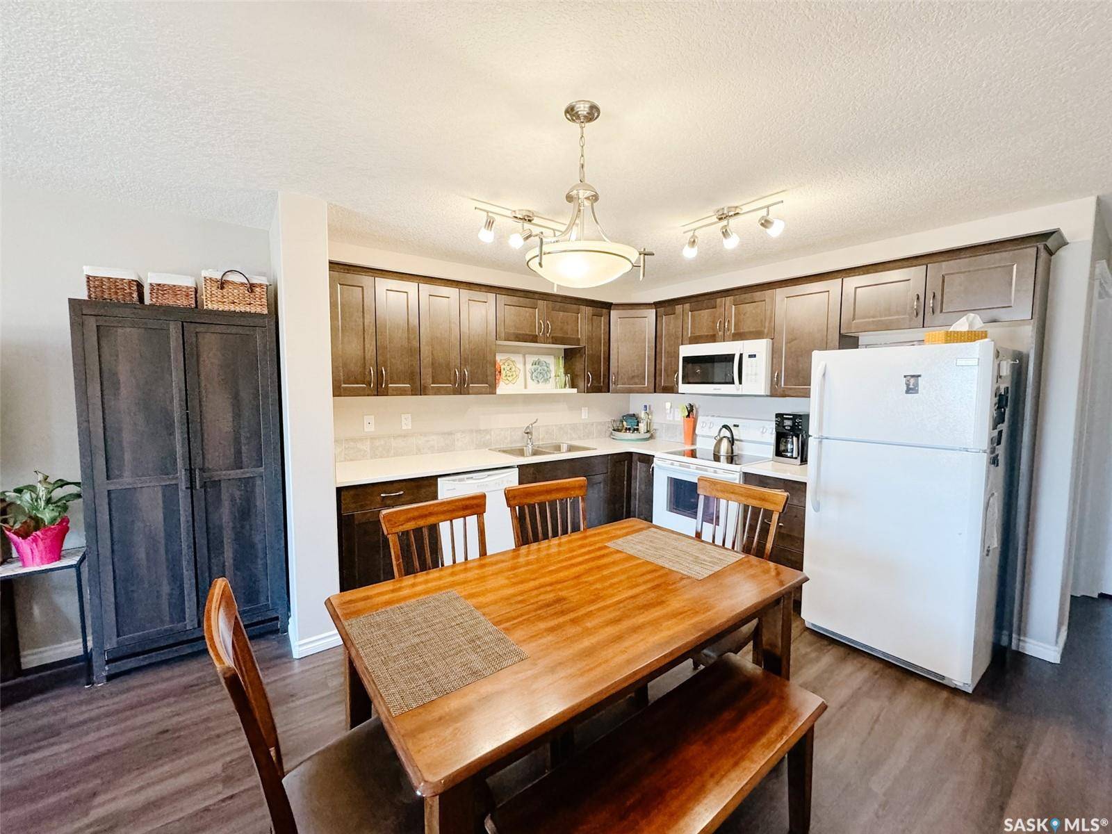Saskatoon, SK S7W 0V7,210 Rajput WAY #202