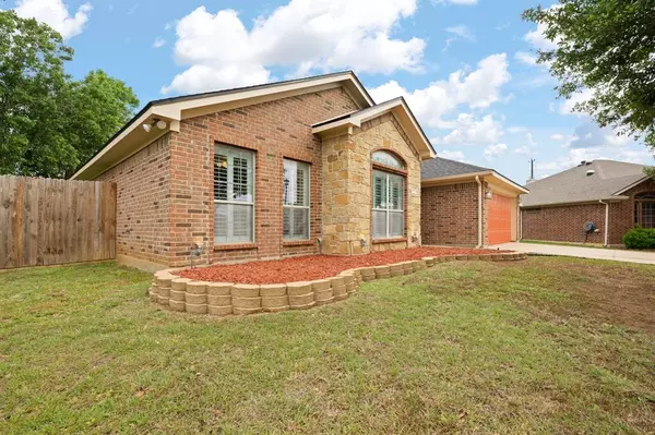 Joshua, TX 76058,600 W Sheila Circle