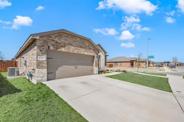 Fort Worth, TX 76179,8657 Angel Gardens Drive