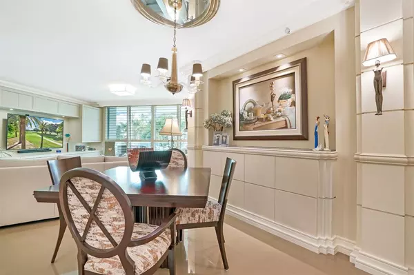 Boca Raton, FL 33432,550 SE Mizner Blvd #B209