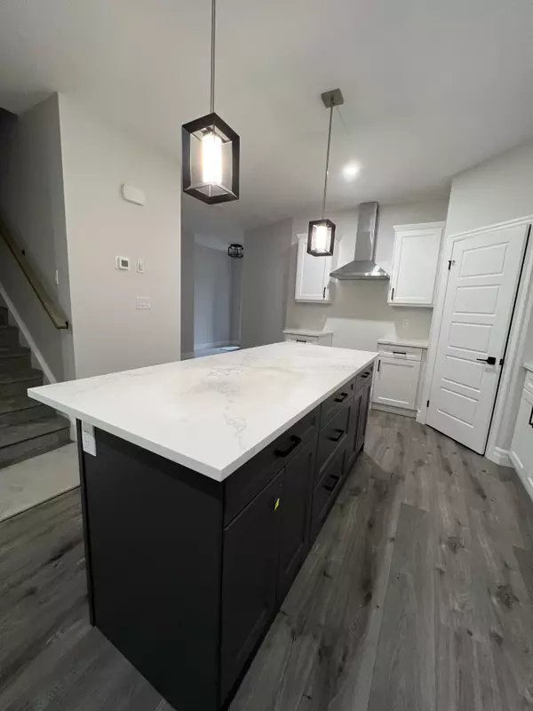 London East, ON N5V 0C9,141 Marconi CT