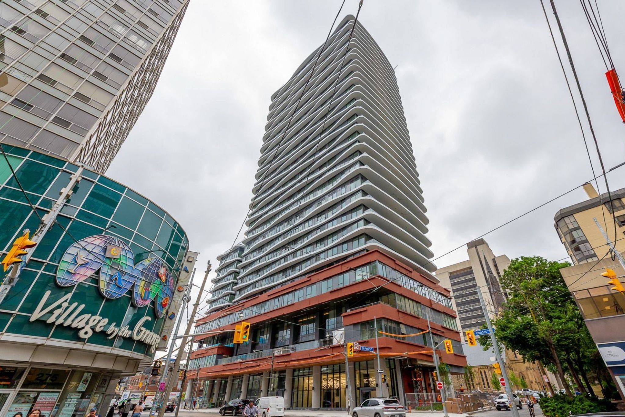 280 Dundas ST W #706, Toronto C01, ON M5T 0E3