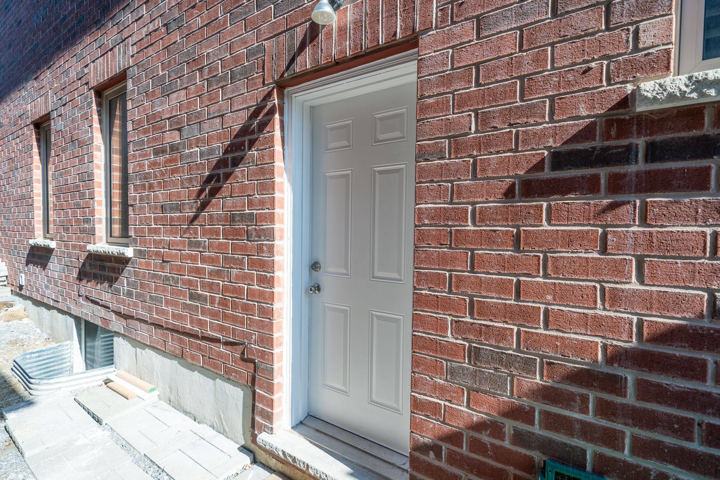 Oshawa, ON L1L 0H3,2387 Kentucky Derby WAY