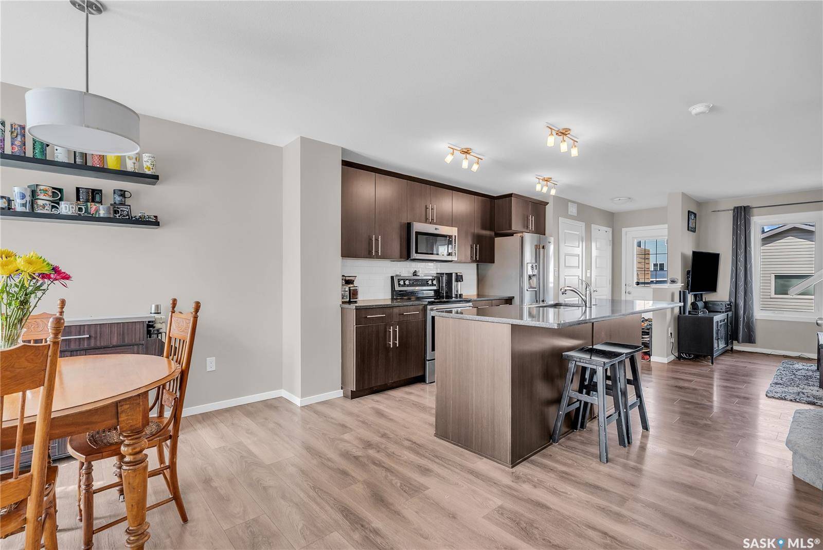 Saskatoon, SK S7V 0N2,307 DELAINEY MANOR