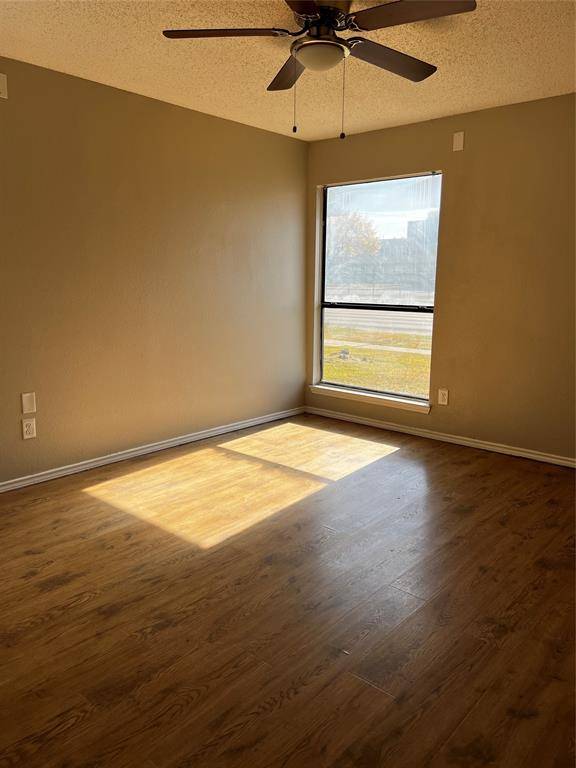 Grand Prairie, TX 75052,532 W Warrior Trail
