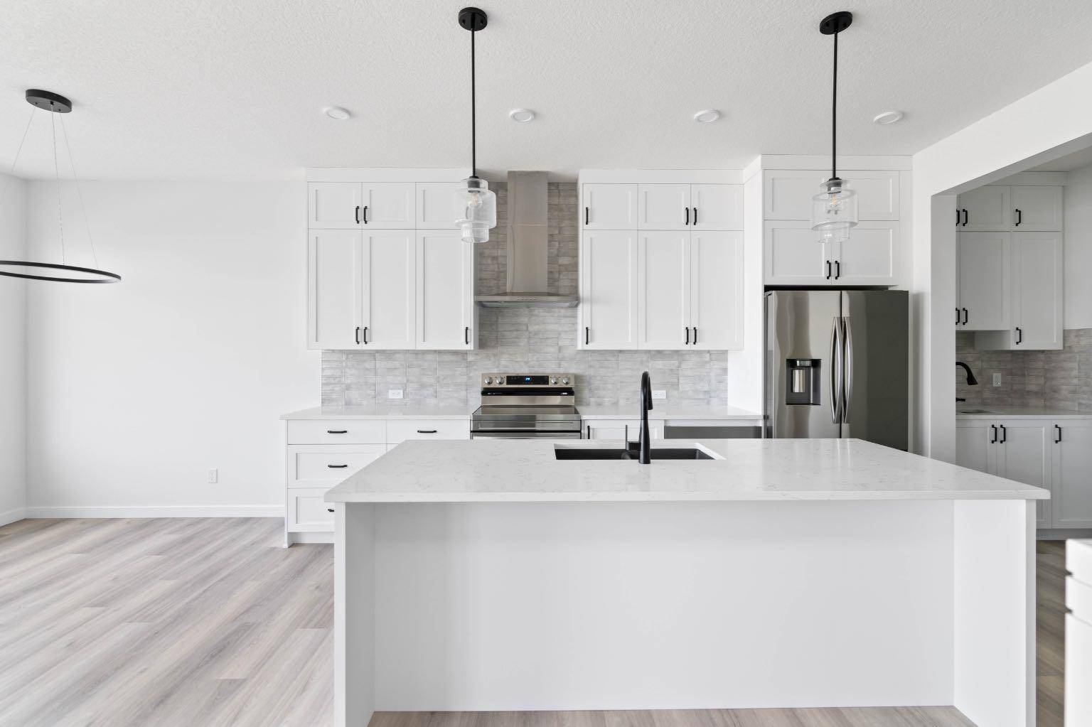 437 Lewiston LNDG NE, Calgary, AB T3P 2P3