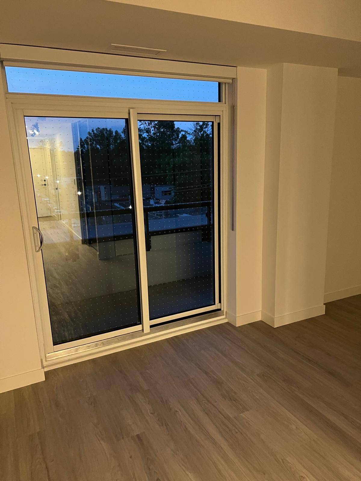 Toronto E02, ON M4L 0B7,1050 Eastern AVE #433