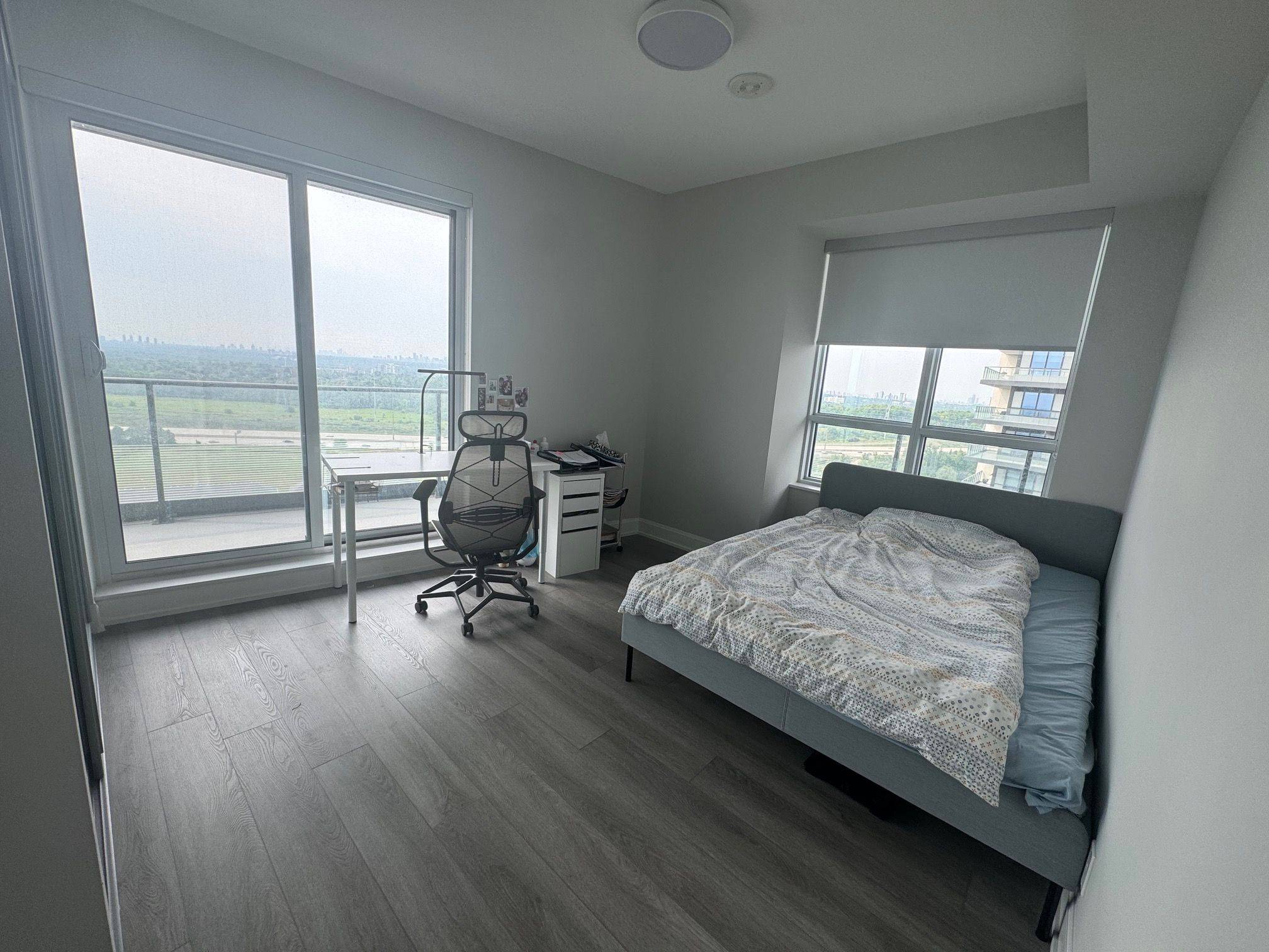 Markham, ON L3T 0G9,38 Gandhi LN #1909