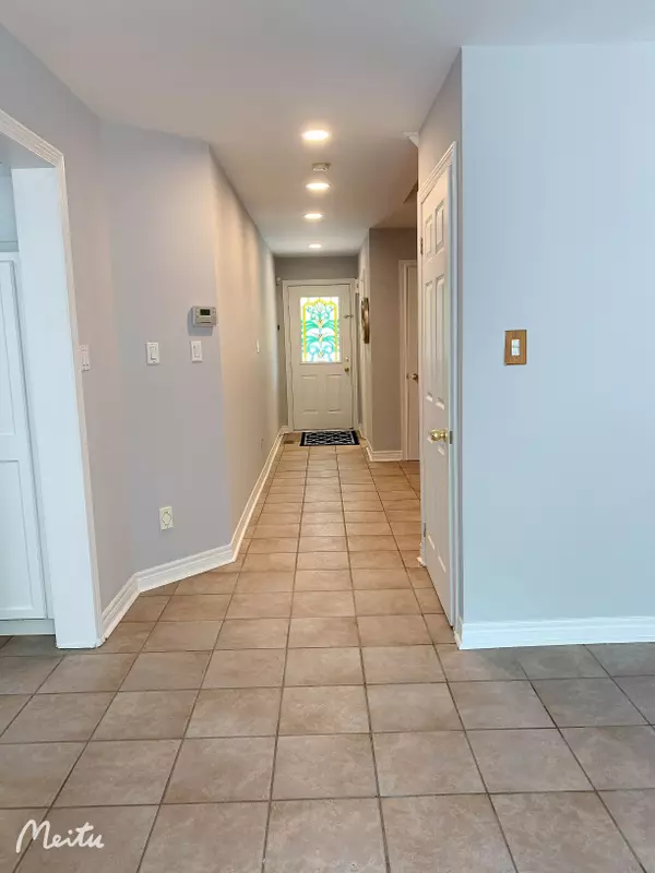 Richmond Hill, ON L4S 2A4,205 Kimono CRES