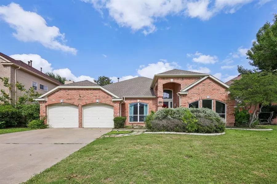 4616 Heatherbrook Lane, Grand Prairie, TX 75052