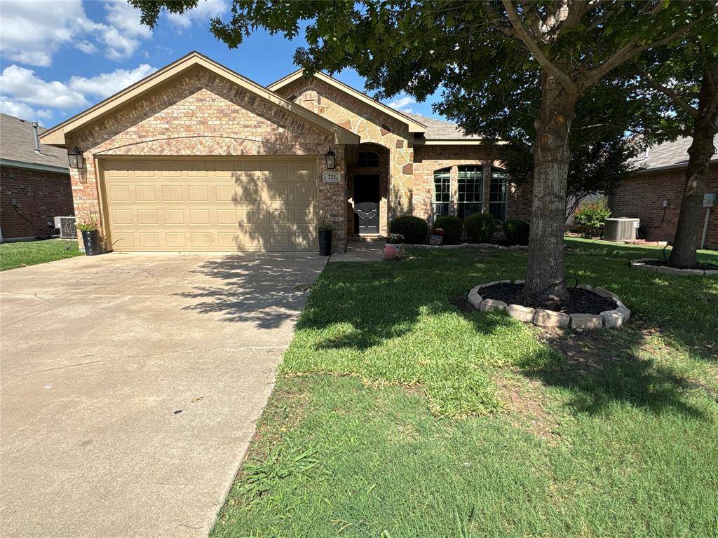Saginaw, TX 76131,221 Spring Hollow Drive