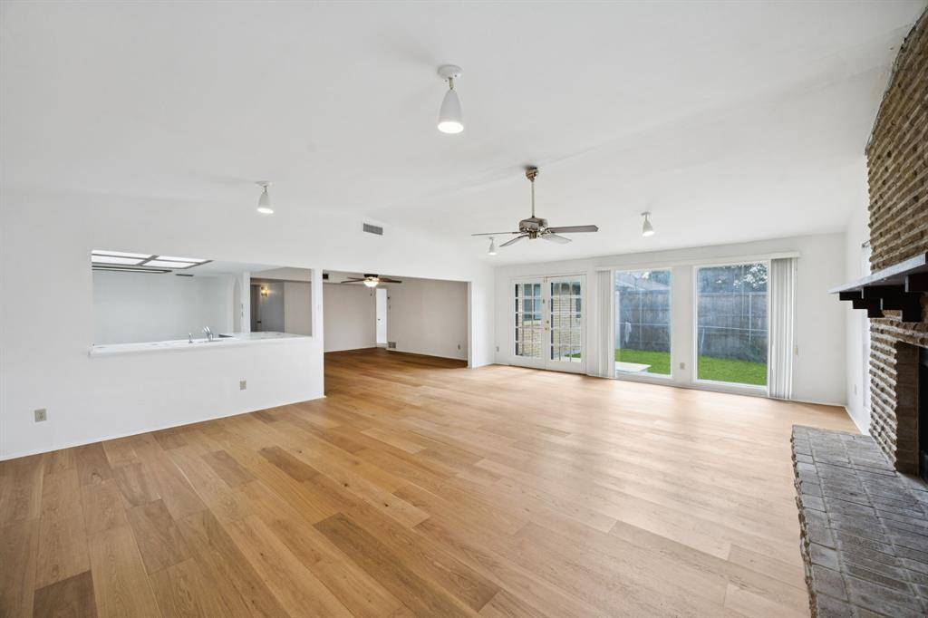 Garland, TX 75043,902 Spring Lake Drive