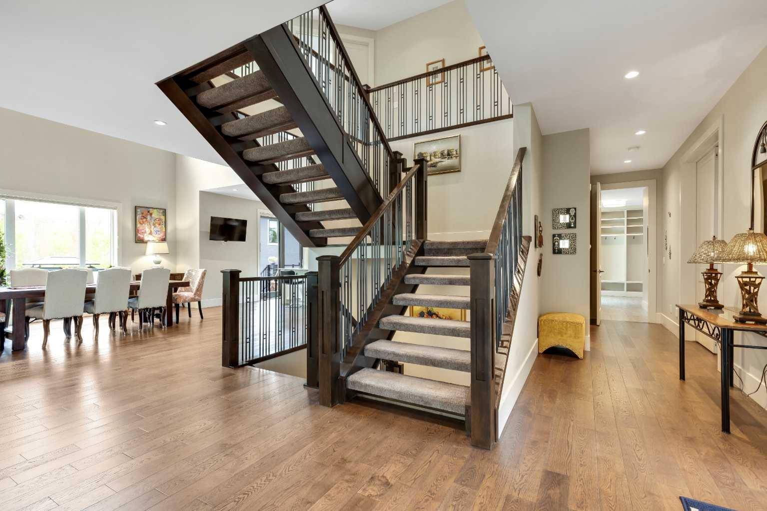 Calgary, AB T3H 1S7,67 Mystic Ridge WAY Southwest