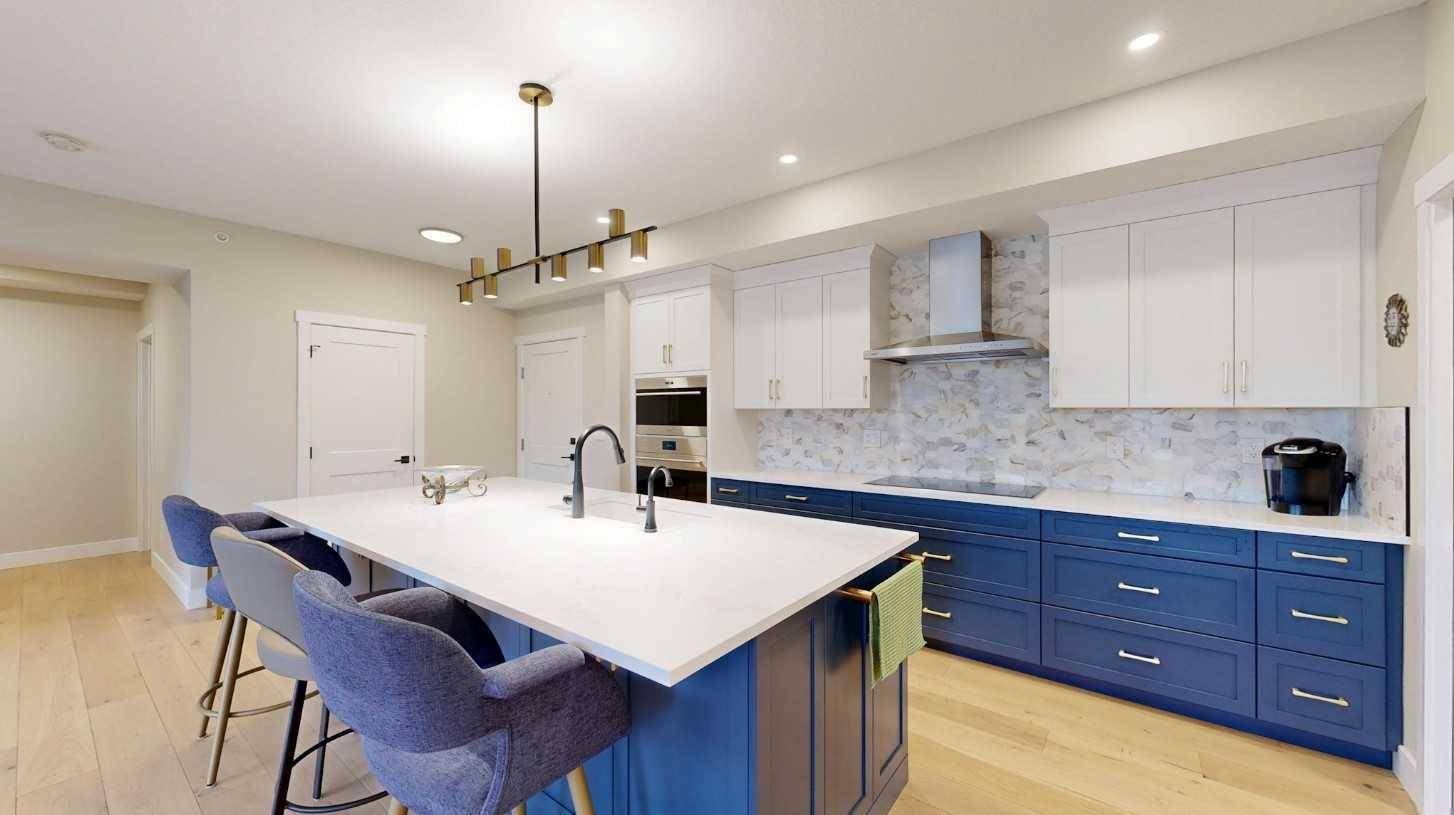 Calgary, AB T3H 6C3,15 Cougar Ridge LNDG SW #409