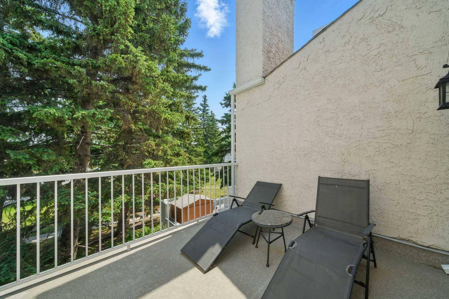 Calgary, AB T2L1Y3,3500 Varsity DR Northwest #306