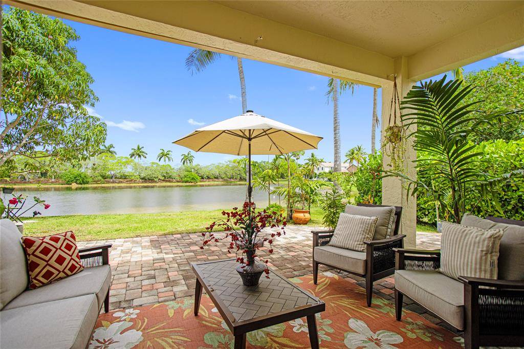 Weston, FL 33326,372 Carrington Dr