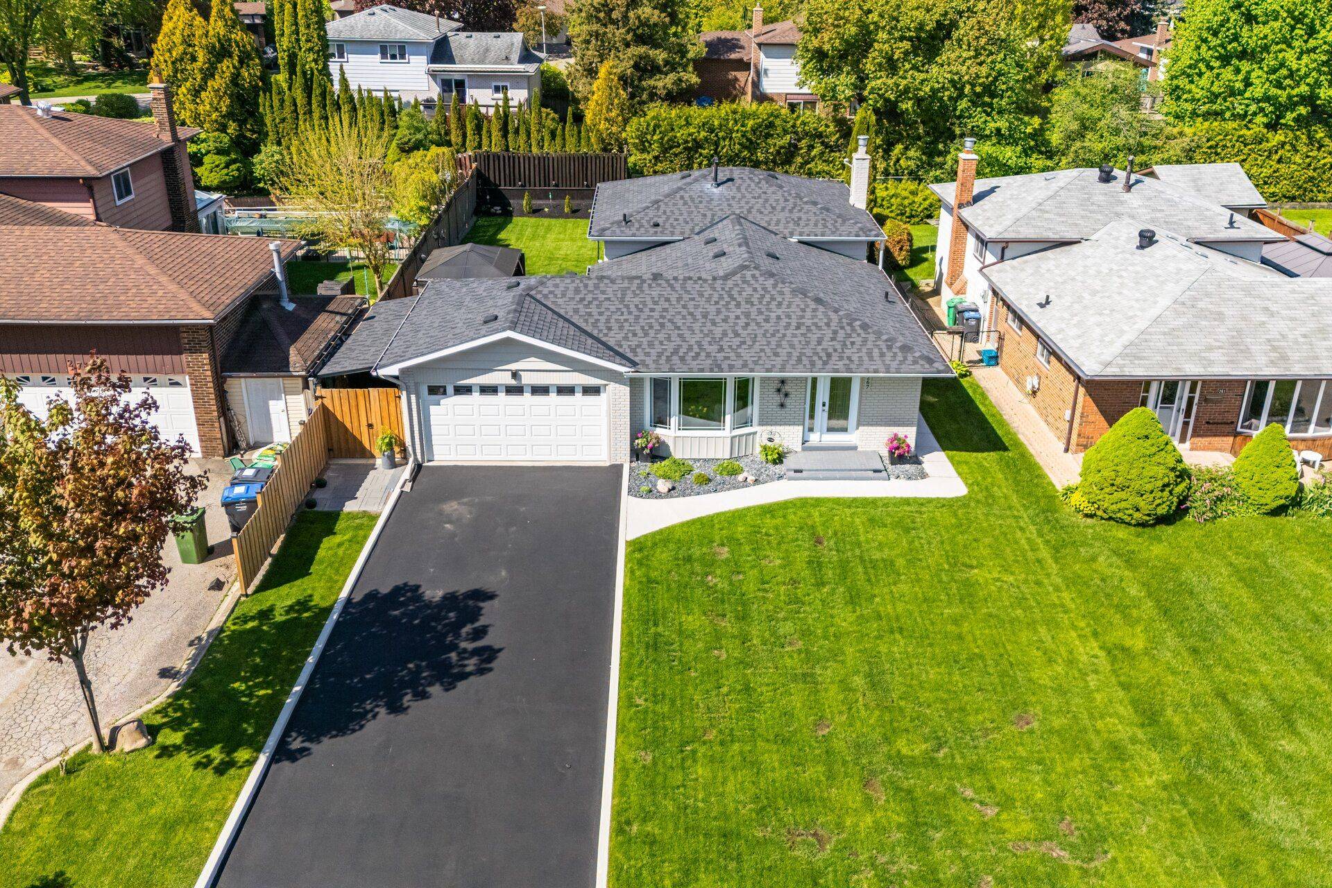 Caledon, ON L7E 2A2,267 Bell Air DR
