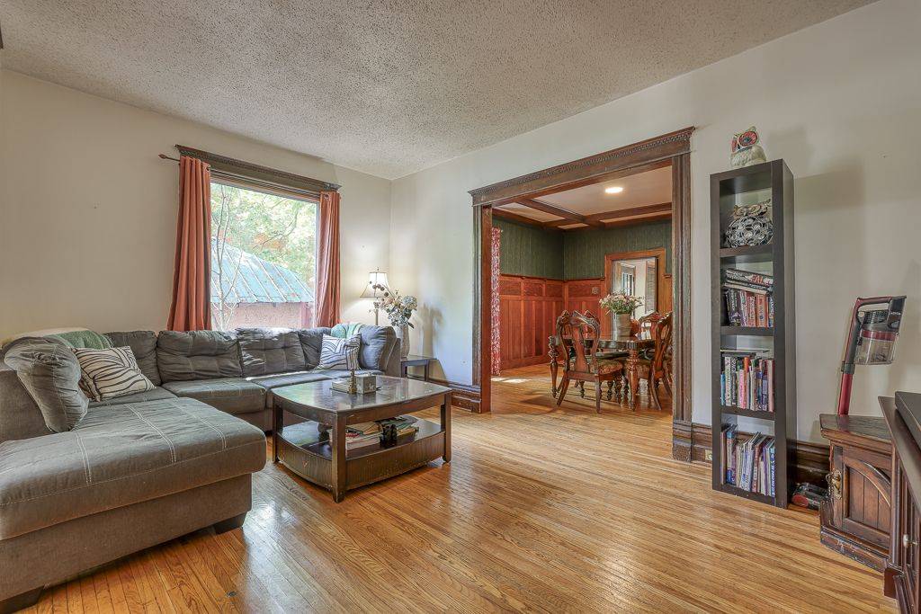 Woodstock, ON N4S 6H2,113 Light ST