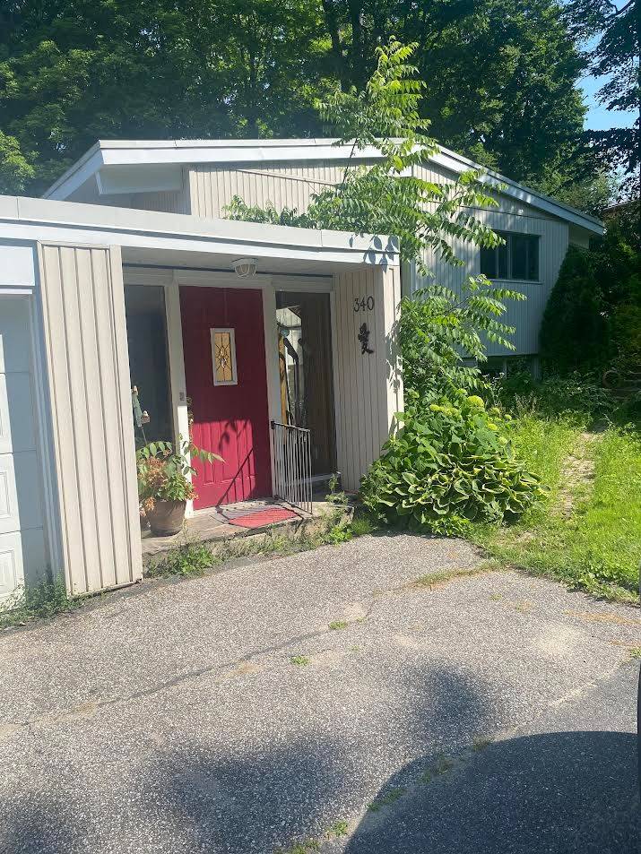 Gravenhurst, ON P1P 1G6,340 Greavette ST